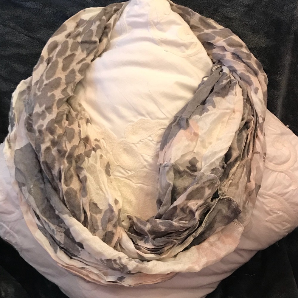 Express infinity scarf